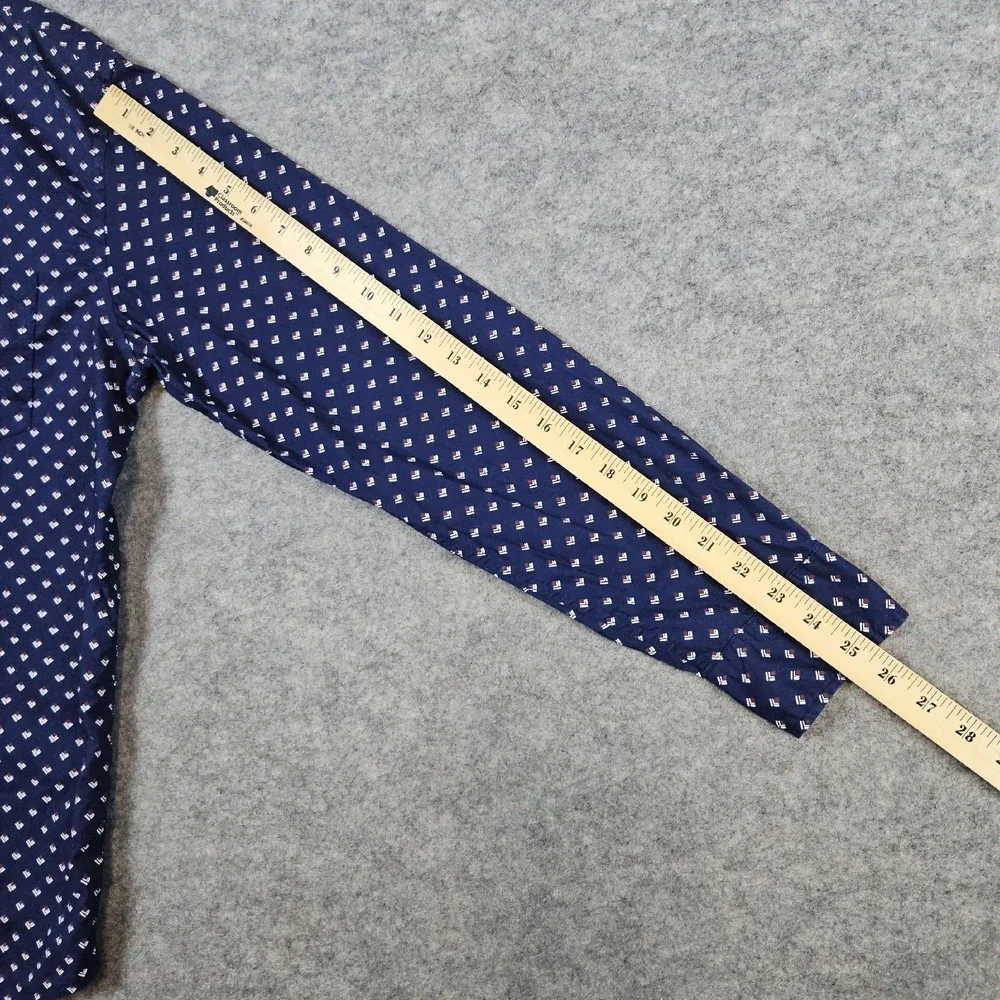 Banana Republic Men's Button Down‎ Shirt Size L Double Diamond Geometric Print